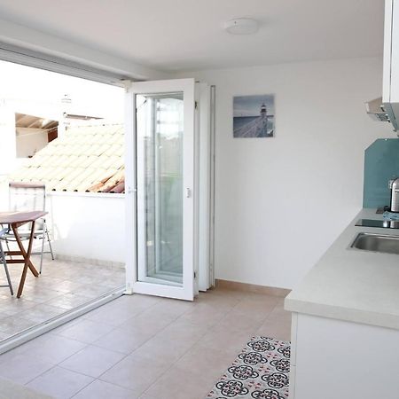 Holiday Home Yan With Bay View ヴォディツェ エクステリア 写真