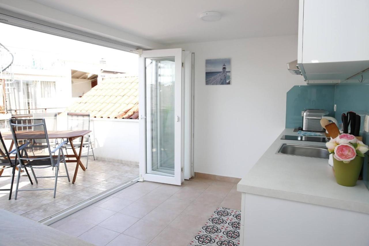 Holiday Home Yan With Bay View ヴォディツェ エクステリア 写真
