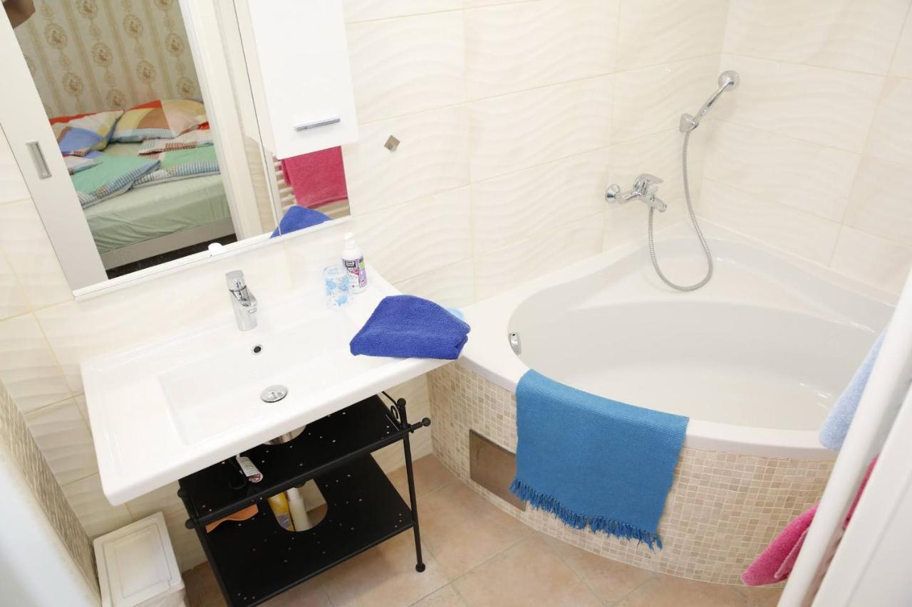Holiday Home Yan With Bay View ヴォディツェ エクステリア 写真