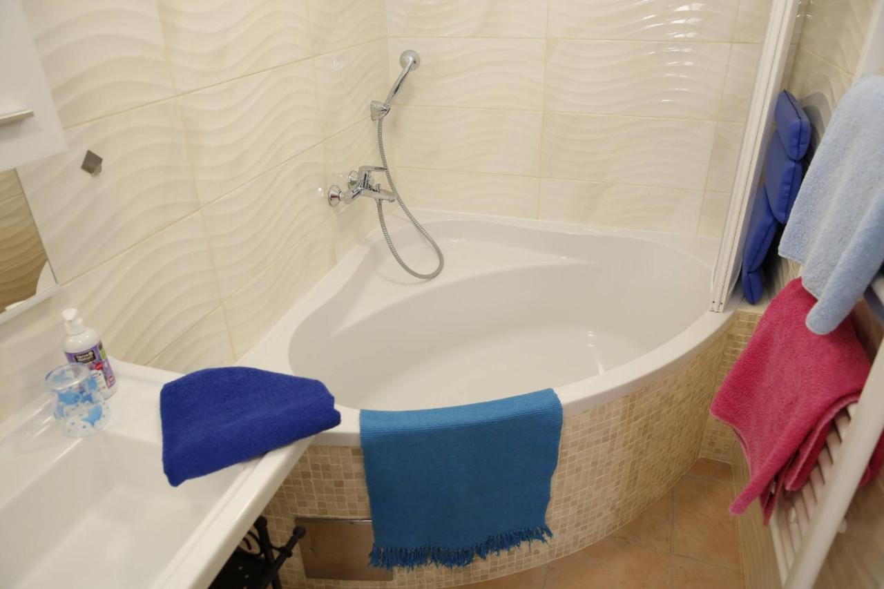 Holiday Home Yan With Bay View ヴォディツェ エクステリア 写真