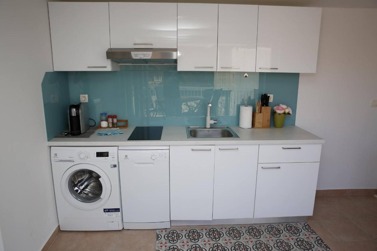 Holiday Home Yan With Bay View ヴォディツェ エクステリア 写真