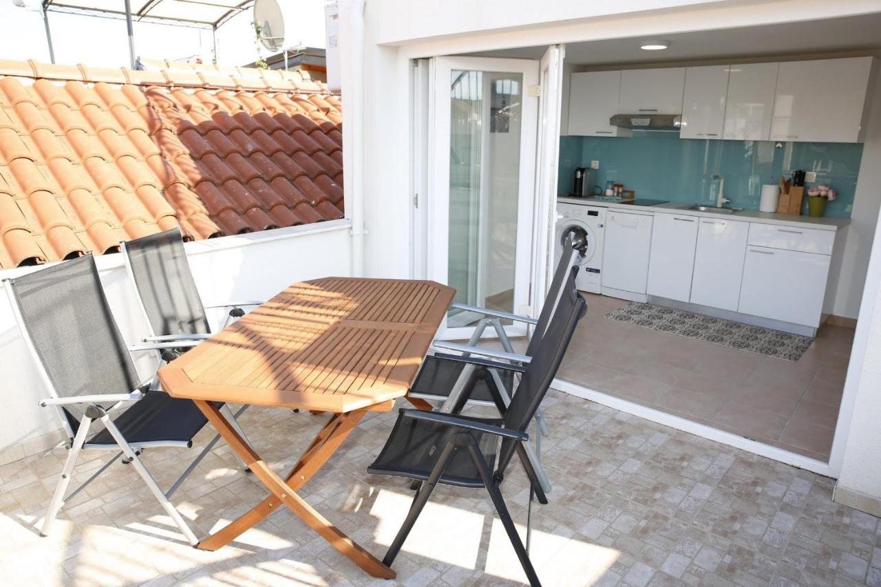 Holiday Home Yan With Bay View ヴォディツェ エクステリア 写真
