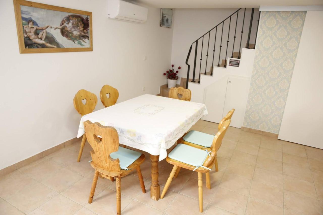 Holiday Home Yan With Bay View ヴォディツェ エクステリア 写真