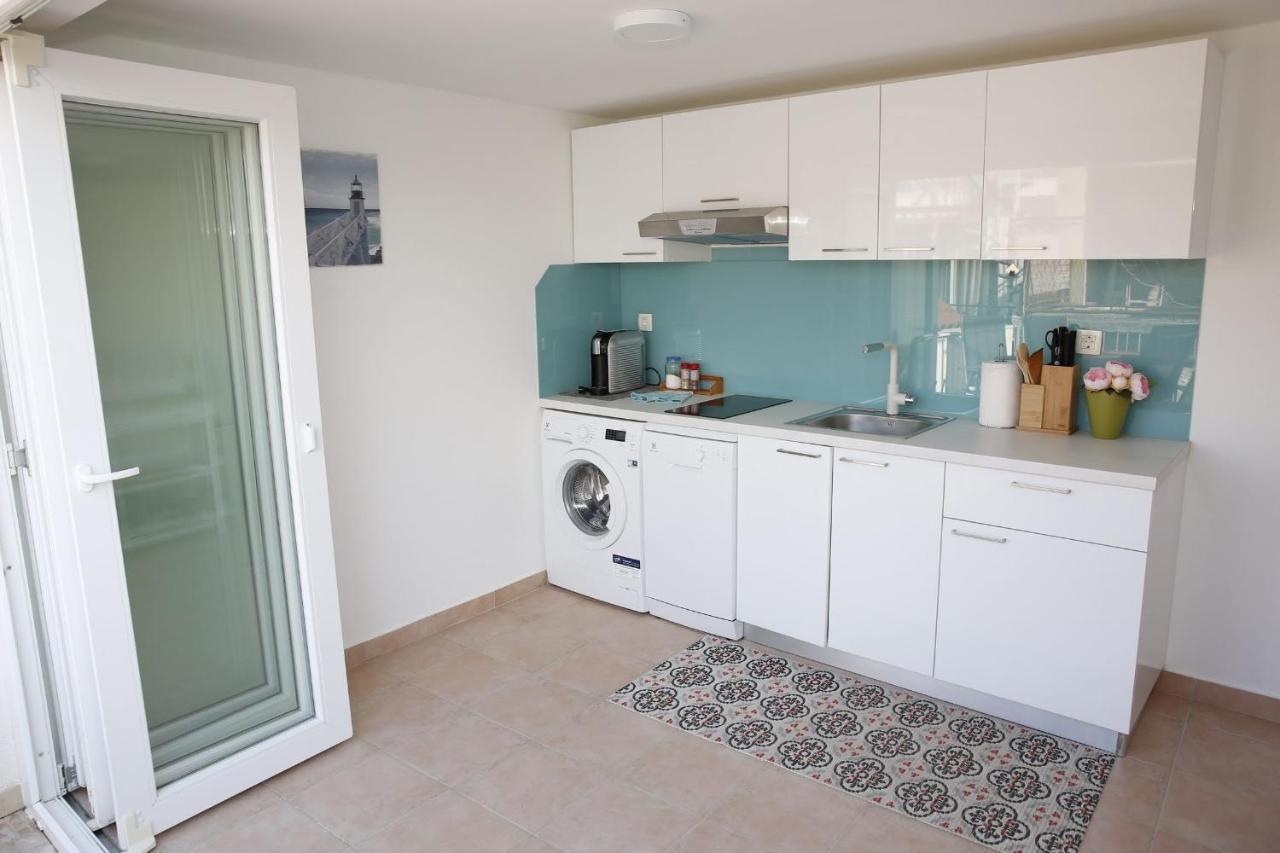 Holiday Home Yan With Bay View ヴォディツェ エクステリア 写真